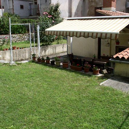 Guesthouse Natalija Pula Extérieur photo