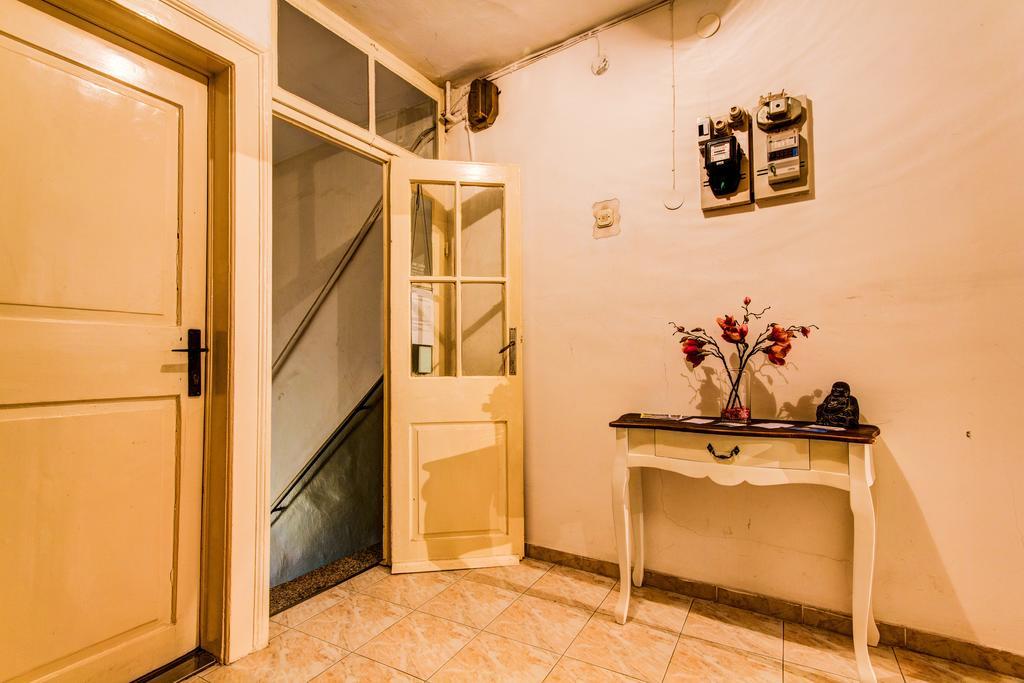 Guesthouse Natalija Pula Extérieur photo